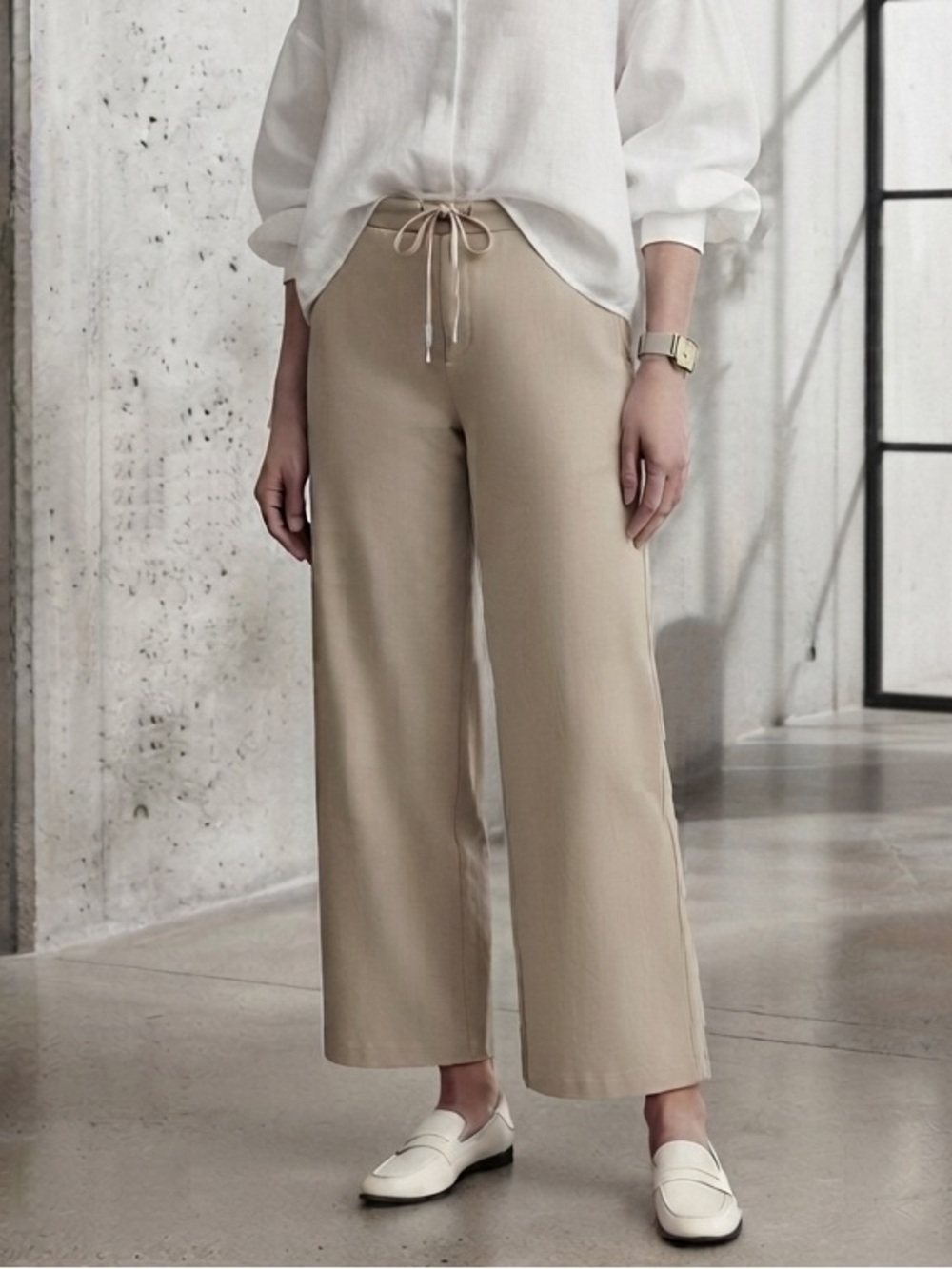 Atheltica Beige Highrise Drawstring Wide Leg Athleisure Pants Size 4 - Picture 1 of 7